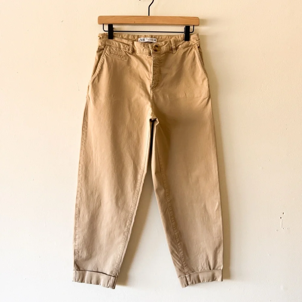 Zara Women’s Khaki Chino Pants Size 26‎